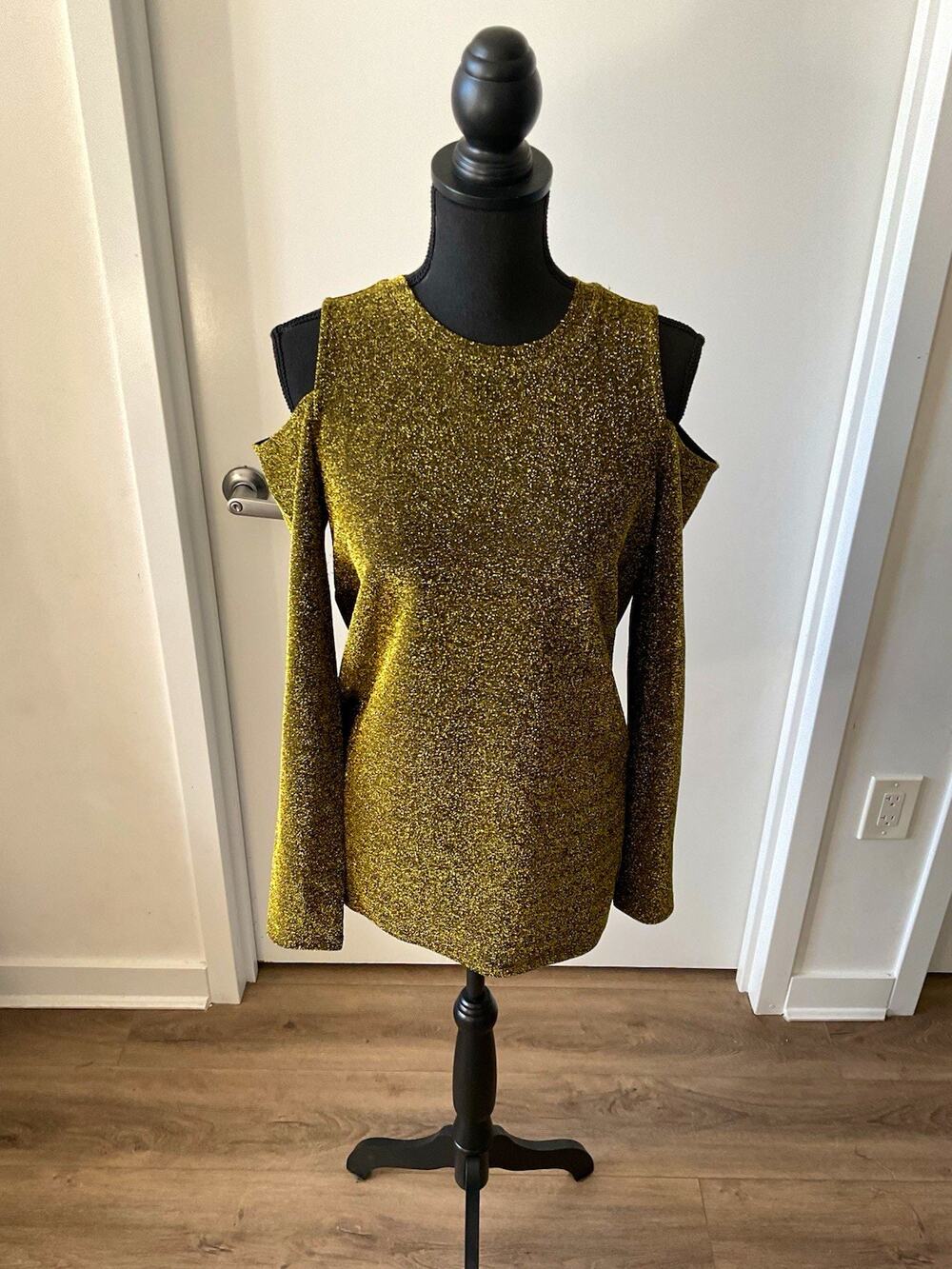 Michael Michael Kors Gold Metallic Glitter Cold Shoulder Knit Blouse Size M